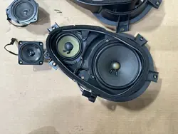 BOSE ljudsystem OEM 2308201902 för Mercedes SL R230