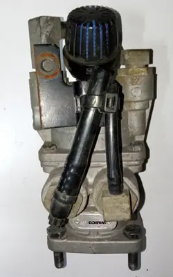 Jarrun pääventtiili OEM 4613152640 Mercedes Actros