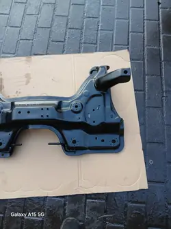 Vorderer Träger OEM SANKI ŁAWA TRAWERS BELKA PRZÓD Opel