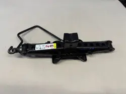 Gebrauchter Wagenheber OEM 04766498AA Dodge Journey