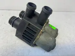 Mercedes Lämmitysventtiili OEM A0018307884 - Käytetty