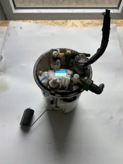 Bomba de combustível Subaru Forester SJ 42021SG000