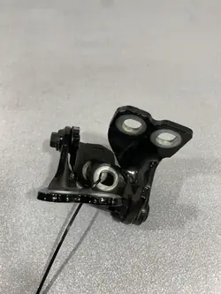 Charnières portière arrière Jeep Compass OEM FBZ18617