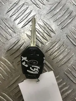 Llave o tarjeta Subaru XV OEM FBZ14483 - Usado