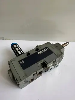 Bosch 0 281 002 648 Begagnad Solenoidventil