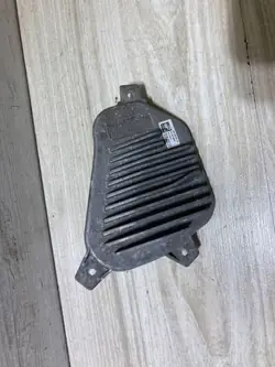 BMW X2 F39 rechter Scheinwerfermodul OEM 81060904