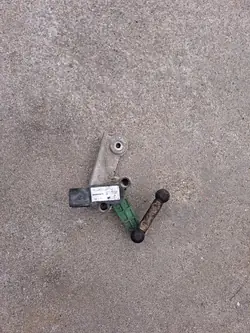 Sensor de nível de suspensão Tesla Model S esquerdo direito 6006514-00-B