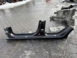Vänster full lång tröskel OEM PK22985 Peugeot 308 T9