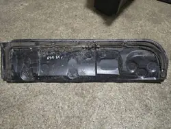 Acabado de maletero BMW 3 E30 OEM 1380390 - Usado