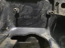 Garniture de coffre BMW 3 E30 OEM 1380390 - Occasion