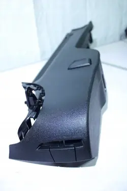 BMW 5 G31 Tavaratilan Peite Oikea OEM 7387526