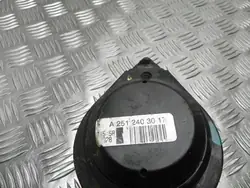 Mercedes-Benz Moottorin kiinnitys A251 240 30 17