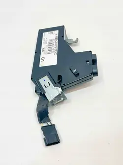 Antennförstärkare OEM A2308207989 för Mercedes-Benz SL