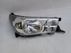 TOYOTA HILUX VIII 8 15-20 Frontscheinwerfergehäuse rechts OEM
