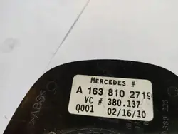 Insertions Mercedes-Benz ML W163 2004 OEM A1638102719