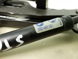 BMW OEM 7123312 Katonlukko 6-sarjan Cabriolle