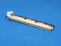 Audi A4 B7 Farmari Kolmas Jarruvalo OEM 8E9945097B