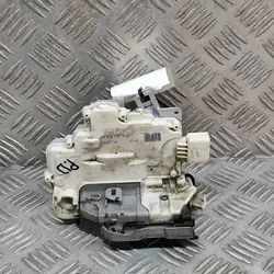 Porsche Cayenne (92A) 2014 Höger Framdörrslås OEM 8J2837016A