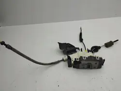 Vänster dörrlås Mercedes-Benz C W204 2011