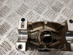 BMW Sylinterikappale OEM 7567866 - Etuosa