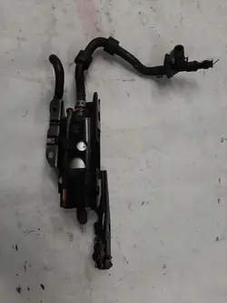 VW GOLF VI 2.0 TDI Polttoainesuodattimen Kotelo