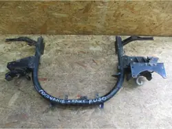 Ohjaamon kiinnityspalkki OEM 77887 Mitsubishi Fuso Canterille