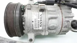 Compresseur de Climatisation VOLVO V40 II 2.0 D2