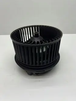 Heizungskern OEM 4M5H18456CD für Volvo V50 1.6L