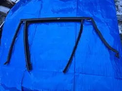 Junta de janela traseira esquerda OEM 658839431D Skoda Kamiq