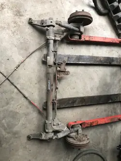 OEM 7701464321 Poutre Suspension Arrière Kangoo I