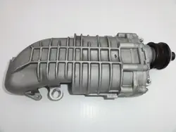 Mercedes-kompressori OEM A2710902780 - Käytetty