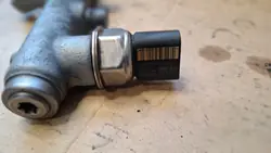 Carril de inyección OEM 04B130093 para VW Audi 1.4TDI