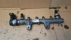 Inspuitrail OEM 04B130093 voor VW Audi 1.4TDI