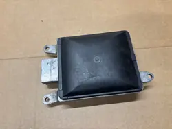 Audi A6 C7 Kaistanpitäjä OEM 4G0907566D - Käytetty