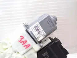 OEM 3AA959704A Oikea takaikkunamoottori - Käytetty
