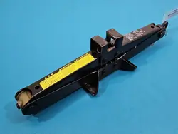 Toyota Autotunkki OEM 09111-05010 Avensis II T25