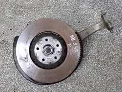 Etuoikea Pyörännapa OEM 4N0407560 ROZ Audi A8 D5