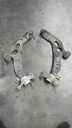 Braccio di Controllo Anteriore BMW F39 F48 Sinistro Destro 6879844 6879843