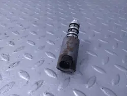 Audi Q7 4M muuttuvan venttiilikäytön solenoidi 06M115393F