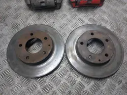 Disques, plaquettes et étriers frein avant OEM 456654 Mazda Premacy