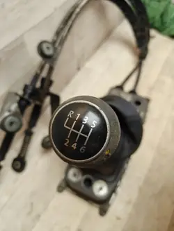 Mécanisme de changement de vitesse VW OEM 1K0711061A - Occasion
