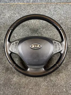 Volant Kia Ceed I avec housse airbag - OEM d'occasion