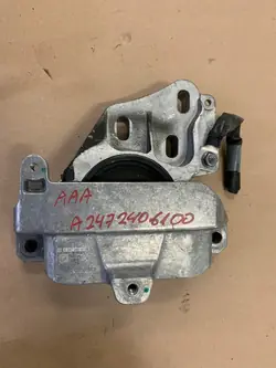 MERCEDES GLA W247 Suporte de transmissão A2472406100