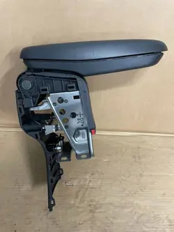 Accoudoir Toyota Yaris Cross 2020- OEM MTR6884