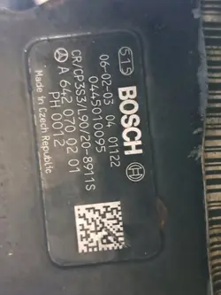 Pompe d'injection Mercedes-Benz OEM 0445010095