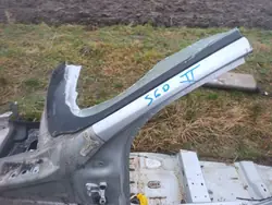 Etuvasen pylväs OEM Volvo S60 II - Käytetty