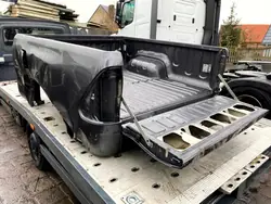 Caja de carga trasera OEM 65816YP010 para Toyota Hilux VIII