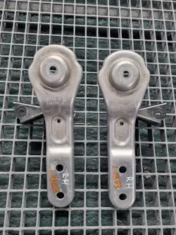 BMW X3 G45 Fjädring Tvärbalk OEM 8851735/8851736