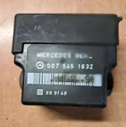 Relais de Bougies OEM 0075451632 pour Mercedes W124