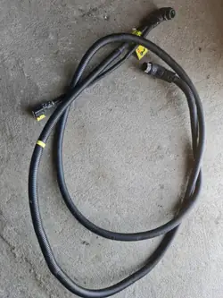 AdBlue-lämmityskaapeli OEM 21390551 - Käytetty Volvo OE